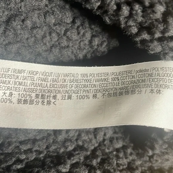 Disney Spirit Jersey Steamboat Willie sweater - Picture 4 of 9